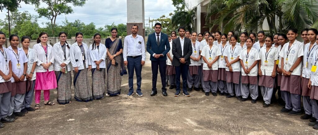 विश्व जनसंख्या दिवस पर बालाघाट में विधिक साक्षरता शिविर का आयोजन