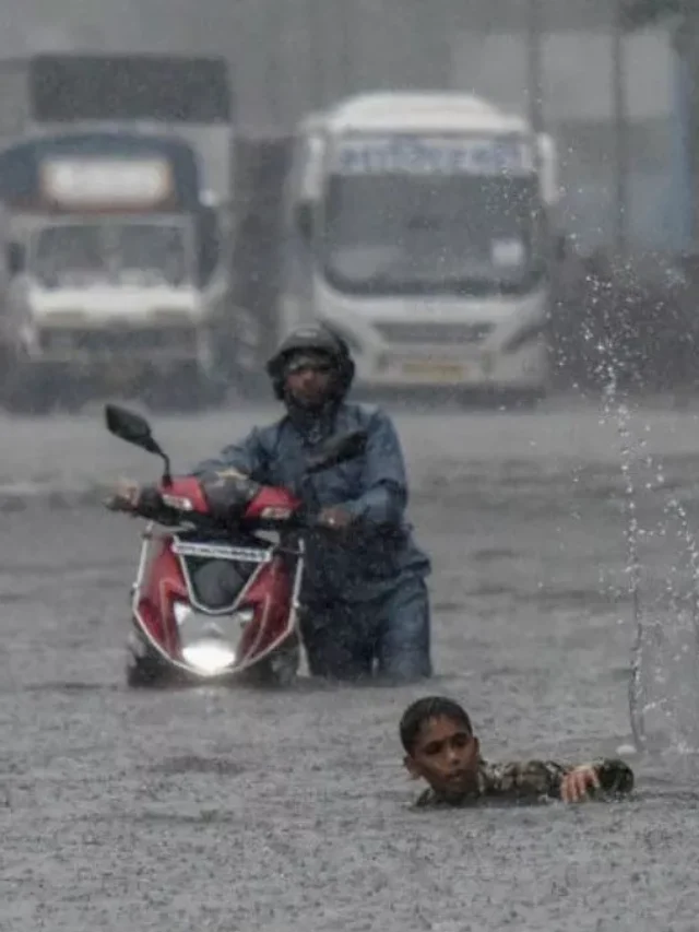 बालाघाट में आफत की बारिश! सड़कें नदी बनीं, गांवों का संपर्क टूटा, हालात बेकाबू