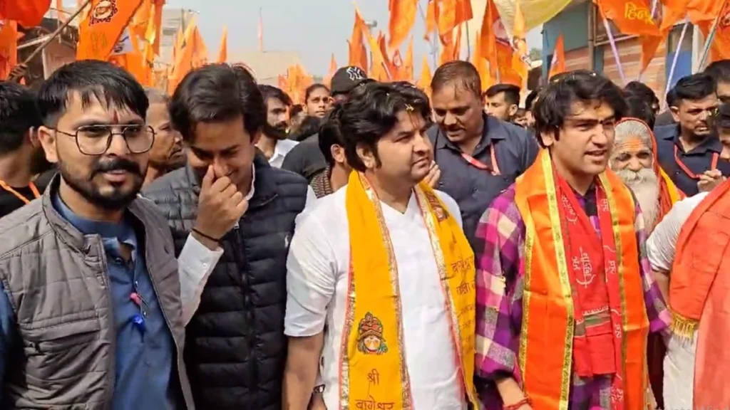 Bageshwar Dham Pad Yatra 2025: बागेश्वर धाम की पद यात्रा बनेगी ऐतिहासिक, इन दिग्गज संतों और बॉलीवुड सितारों की होगी मौजूदगी