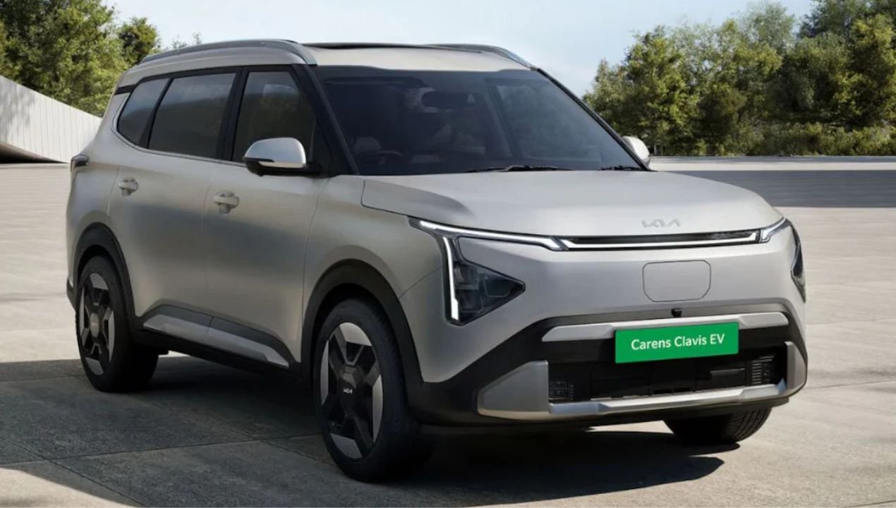 Carens Clavis EV की बैटरी पर Kia का बड़ा फैसला, 15 साल तक Unlimited KM वारंटी